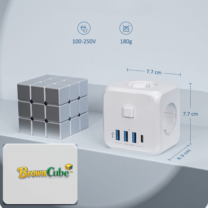 BrownCube™ - Cubo di alimentazione 7 - in - 1 EU con 3 prese AC e 4 porte USB - Brown's Hub Web